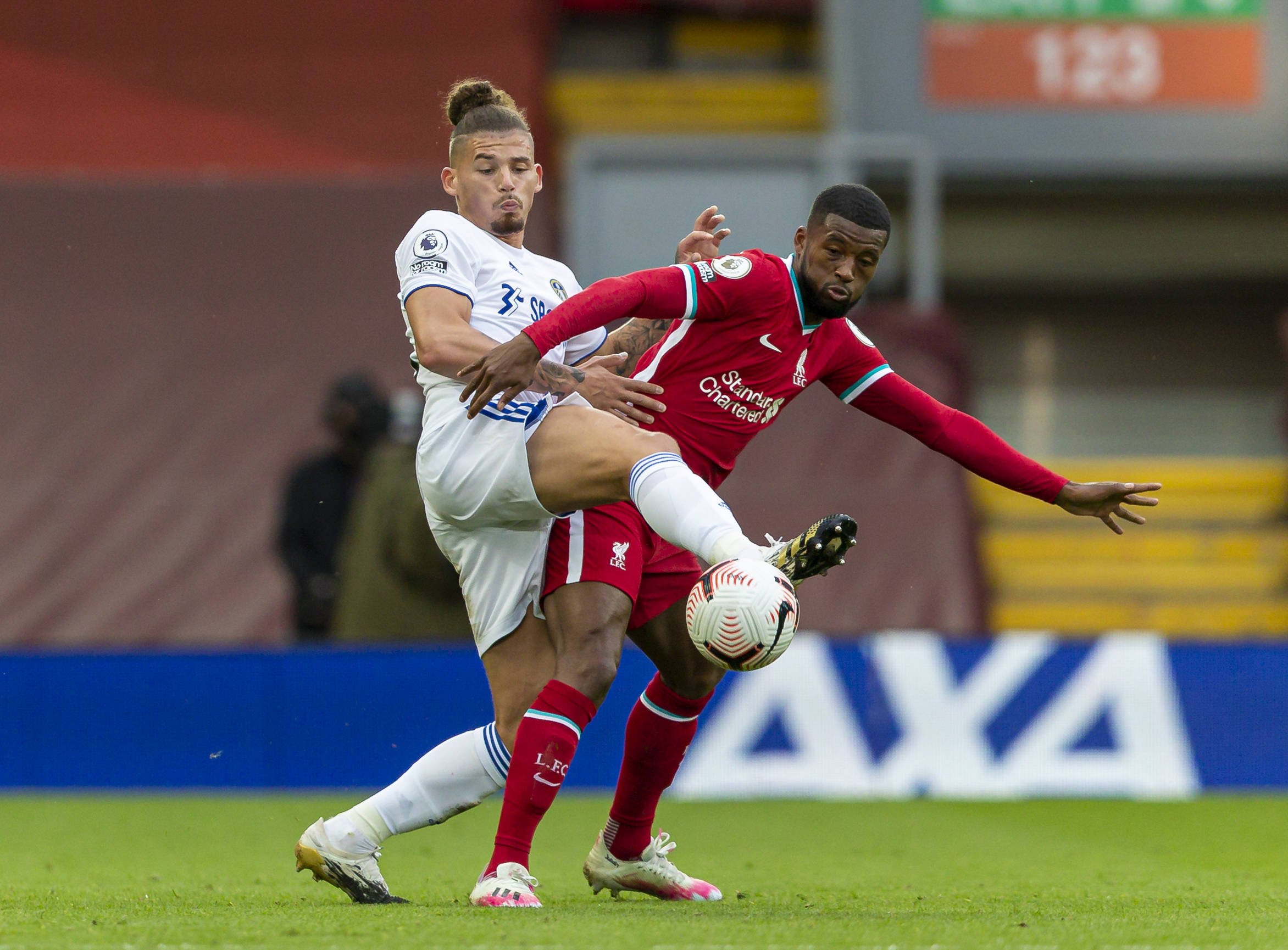 之中脱颖而 之中脱颖而